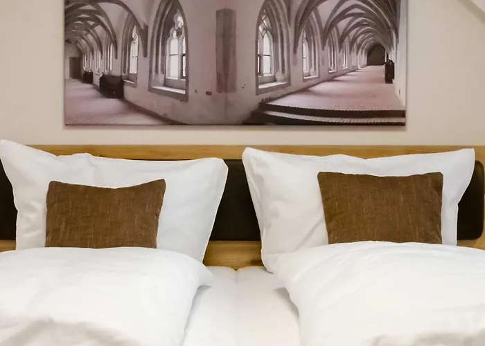 Dreibettzimmer Hahnenkamm 12 * Heidenheim (Bavaria)