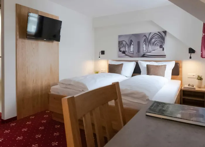 Dreibettzimmer 11